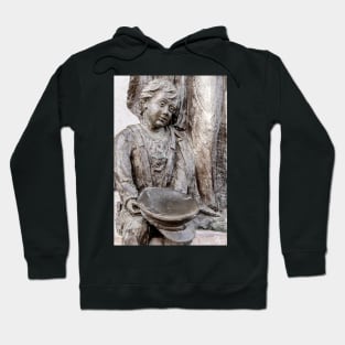 war statue Hoodie